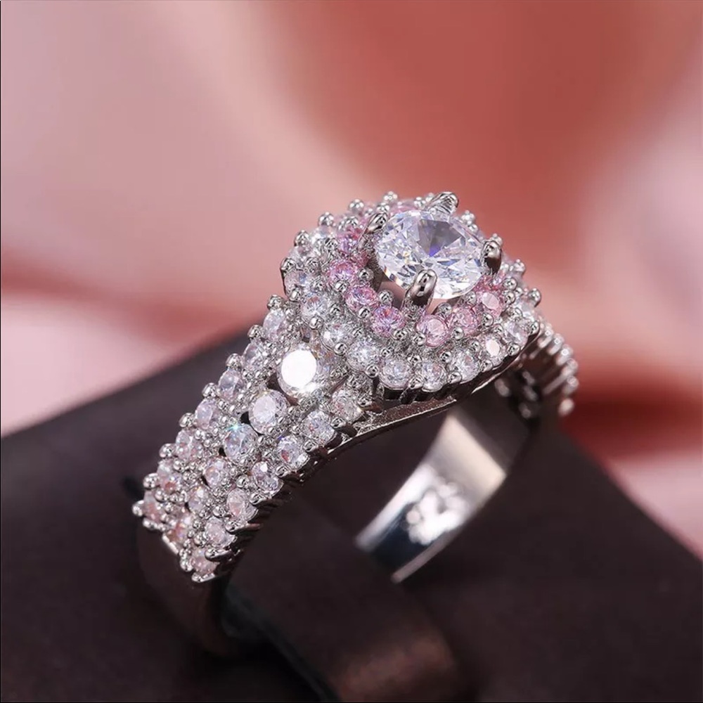 New 925 Sterling Silver Sapphire Ring - Picture 2 of 3